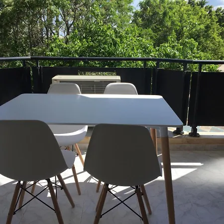 Appartement Delante Del Puerto Deportivo .